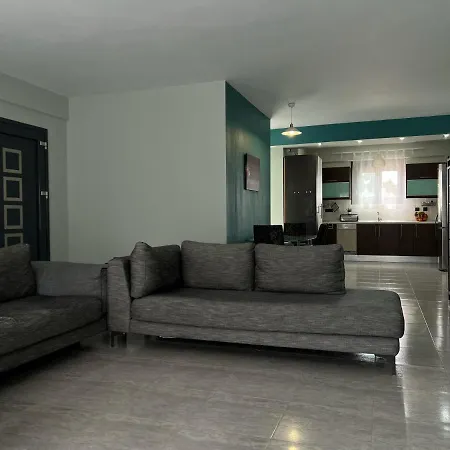 Villa Emma Kouramaditika